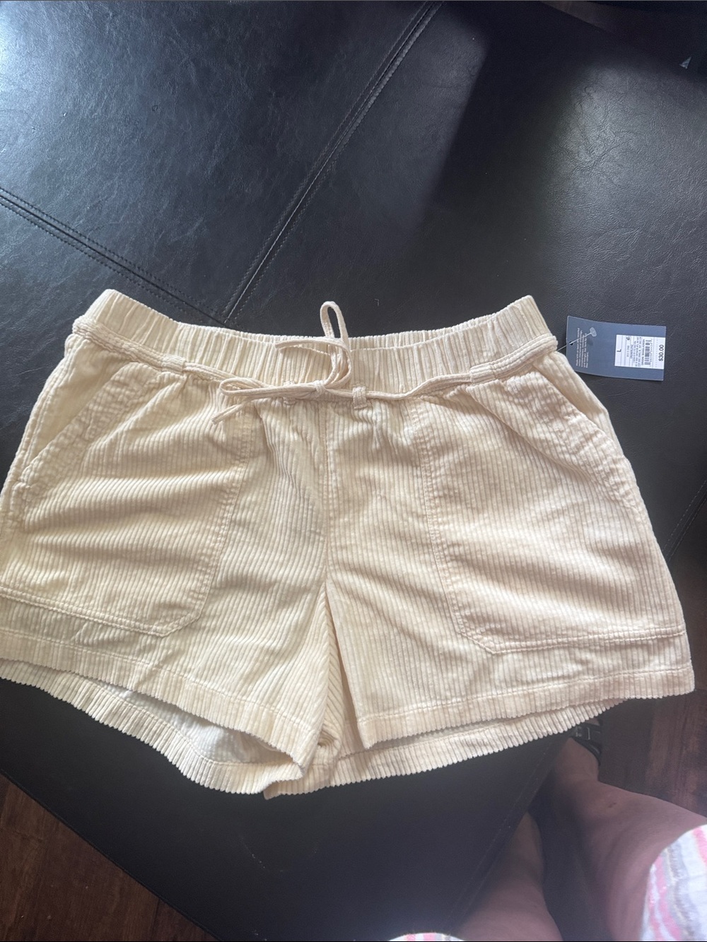 Universal Thread Cream Corduroy Drawstring High-Waist Shorts sz L so cute